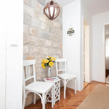 Apartment Lubina
