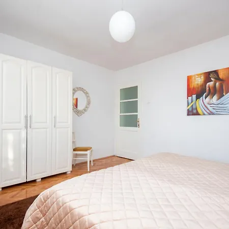 Lubina Apartment *