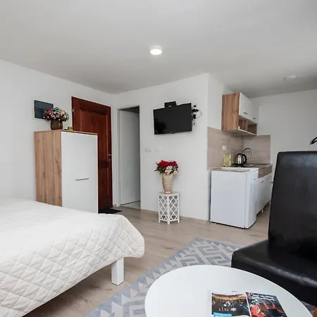 Lubina Apartment