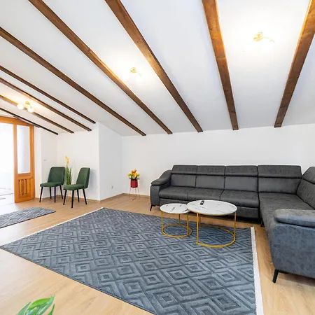 Apartment Old Town Lubina Design *